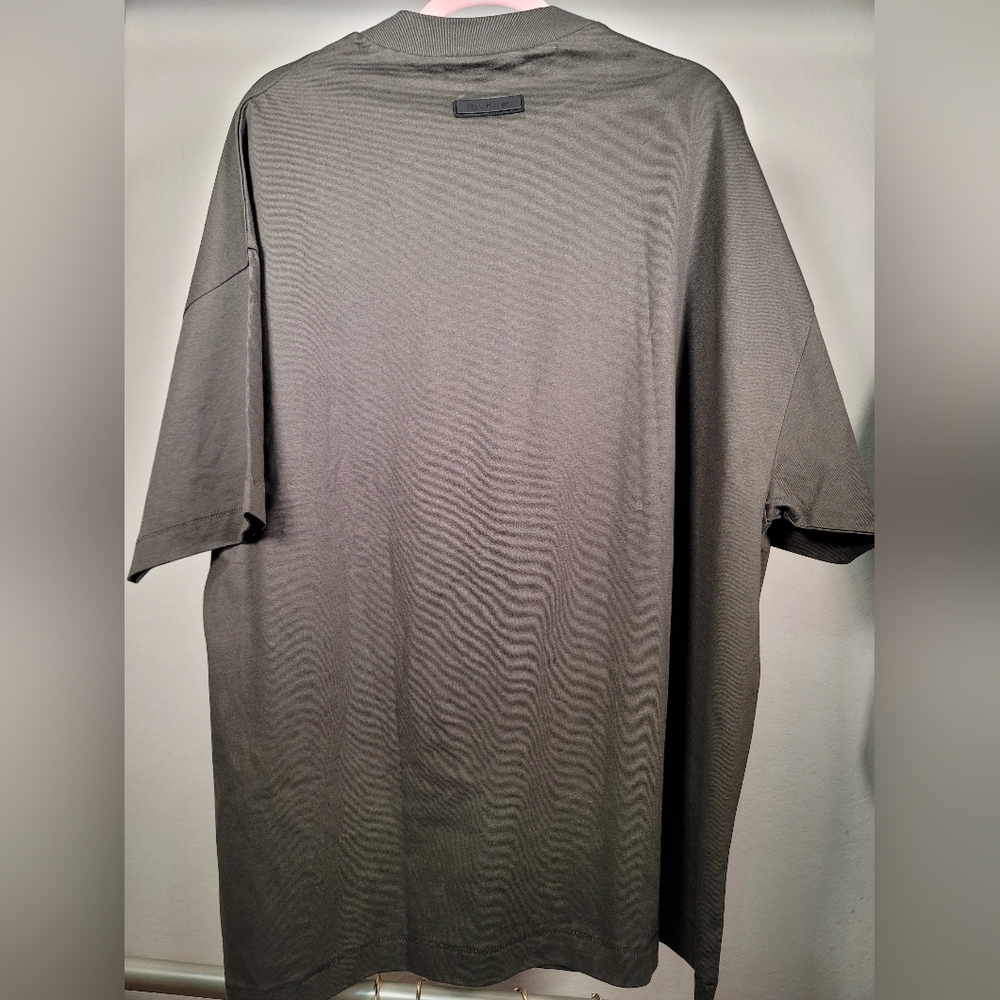 Essentials Olive Green Oversized/Heavyweight T-Sh… - image 5